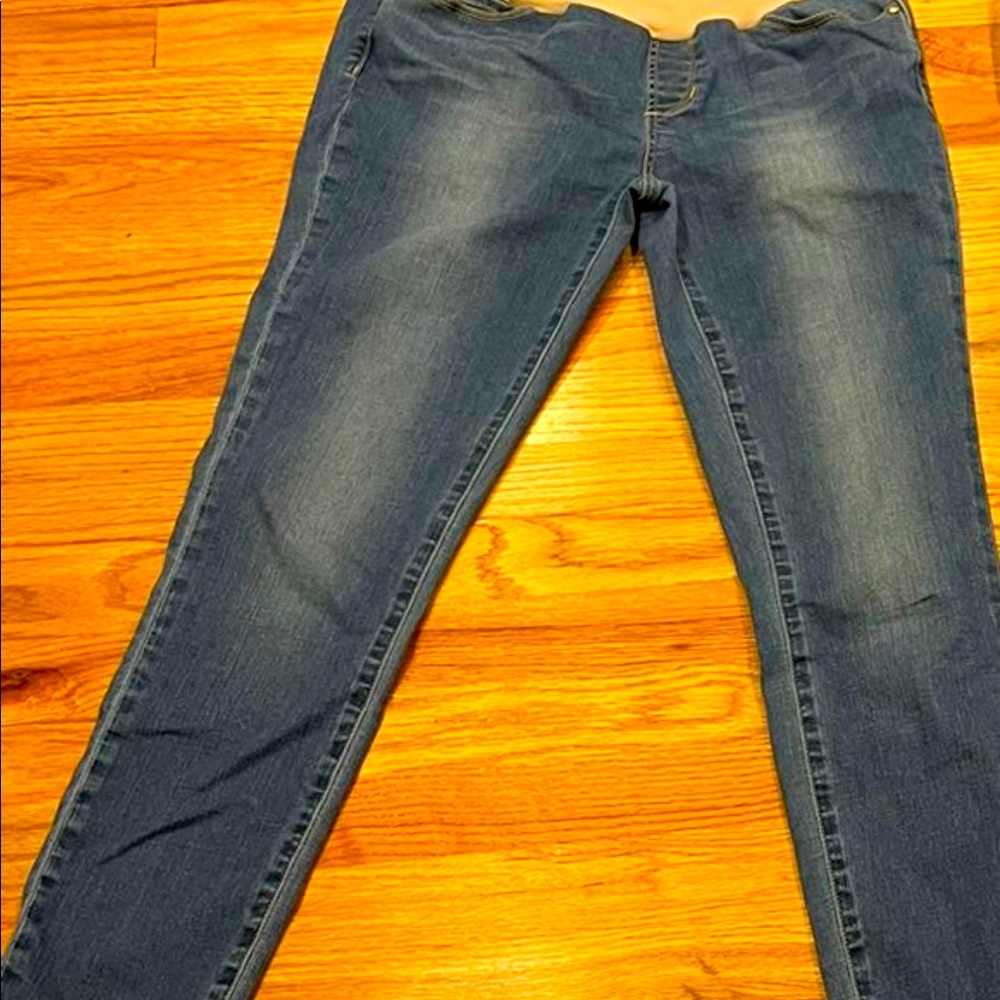 Articles of Society Maternity Jeans size 30